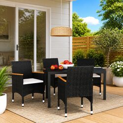 5 Piece Outdoor Dining Set: Stylish and Portable Design