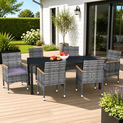 Compact and Elegant 7 Piece Outdoor Dining Set