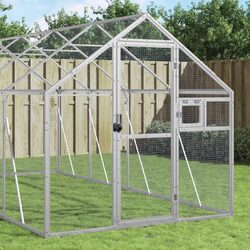 Concise Bird Aviary Features: Durable and Spacious