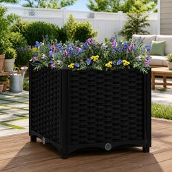 Compact Raised Garden Bed: 40x40x38 cm Design