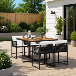 Compact and Comfortable Outdoor Dining Set