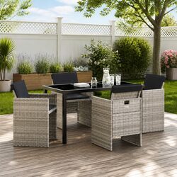 Your New 5-Piece Outdoor Dining Set in Light Grey