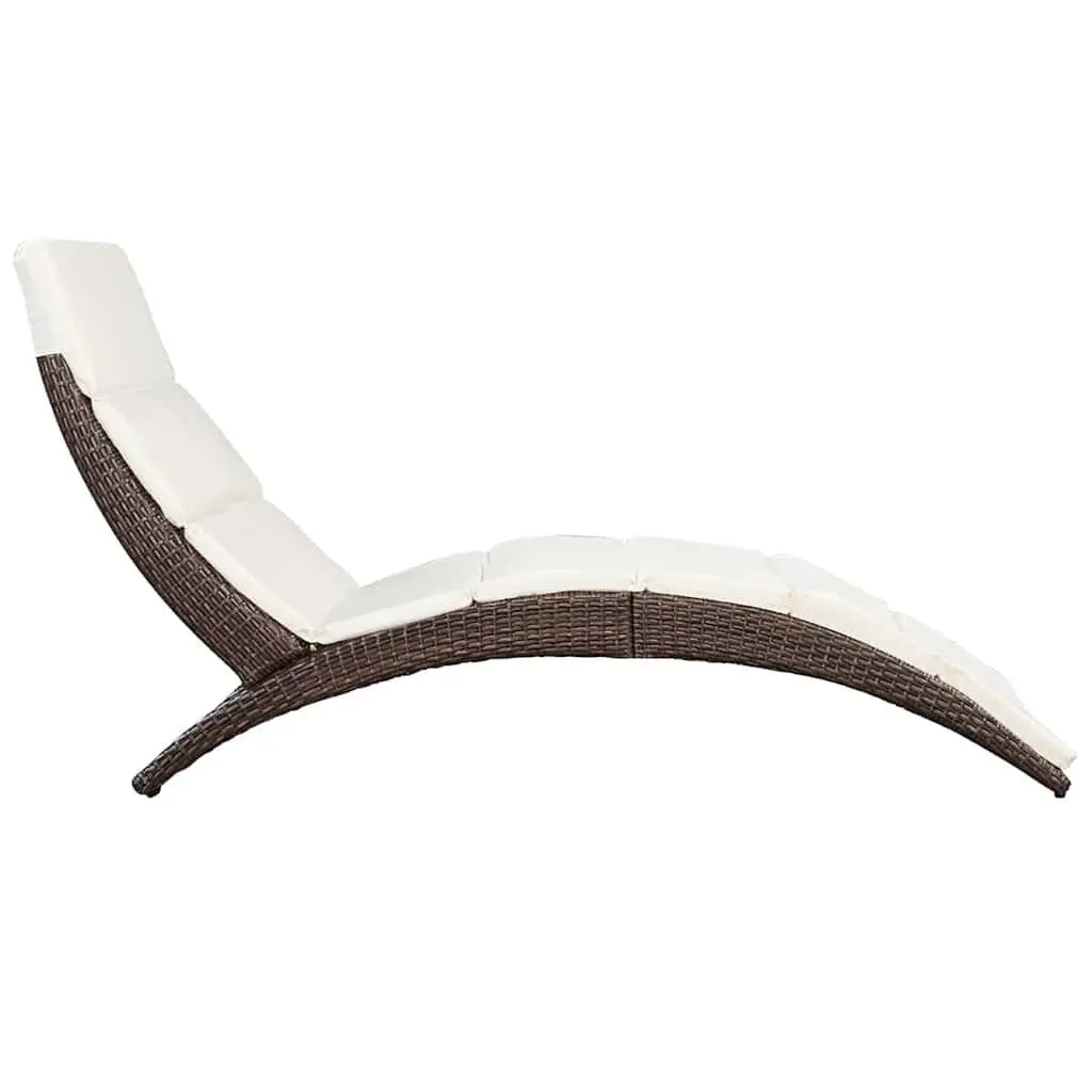 Folding Rattan Lounger with Cream Cushion