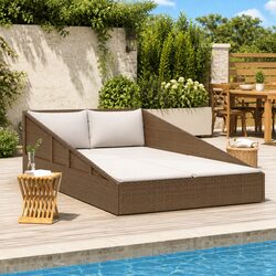 Concise and Comfortable Outdoor Daybed for 2