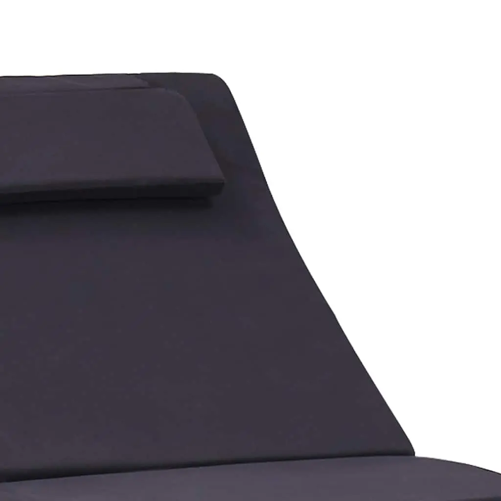 Sun Lounger for Outdoor Relaxation
