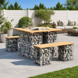 Your New Favorite Outdoor Dining Table in Pinewood