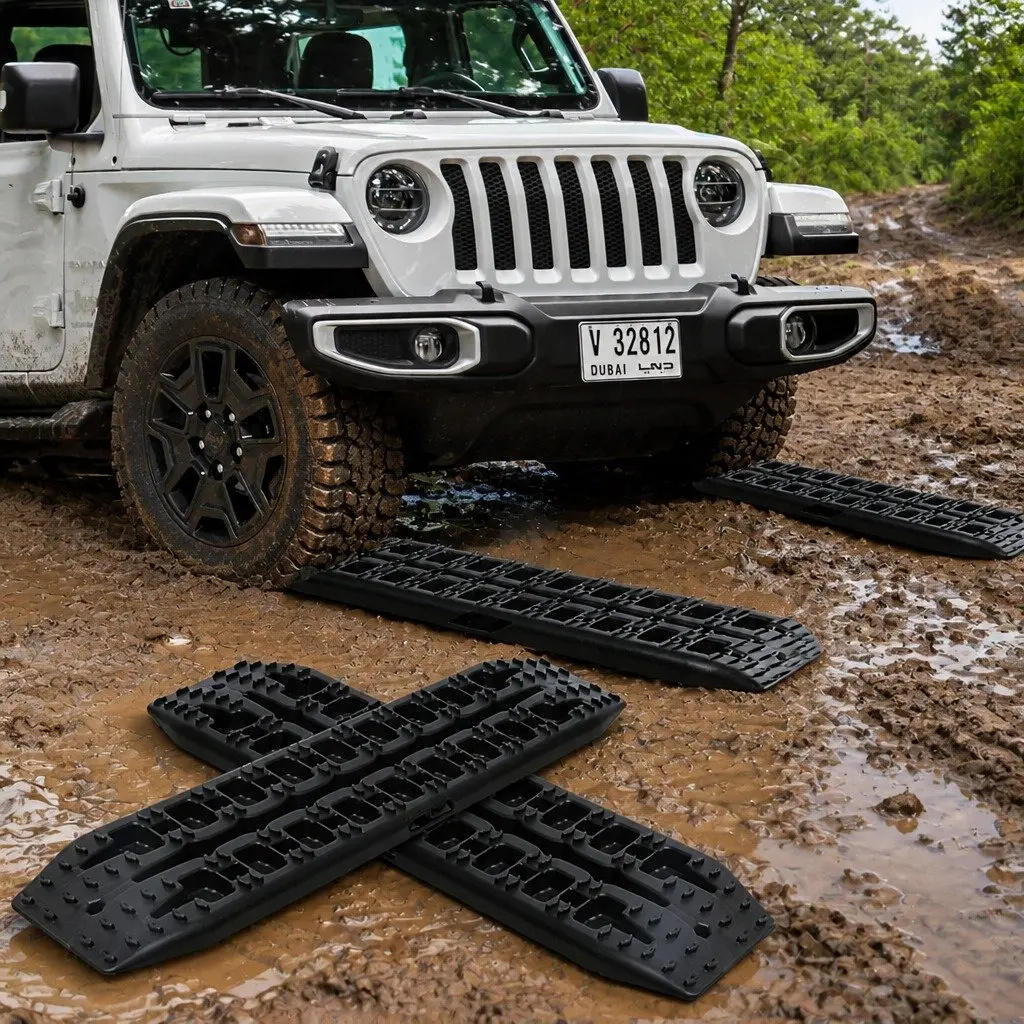 4WD Recovery Tracks Black 95cm Industrial Grade Reinforced Nylon Traction Boards for Mud Sand Snow