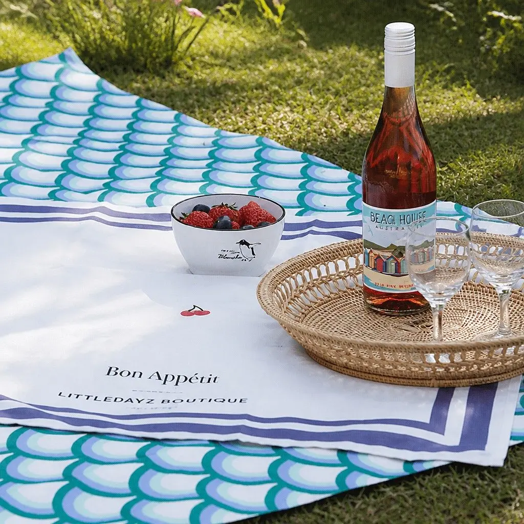 Outdoor Dining Accessory Green Picnic Napkin Kids Party Decor