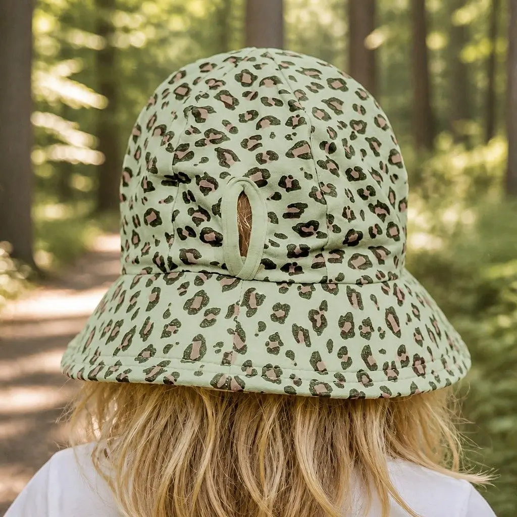 Kids Bucket Hat Leopard Print XXL UPF50+ Sun Protection Anti-Flop Brim Stretch Chin Strap