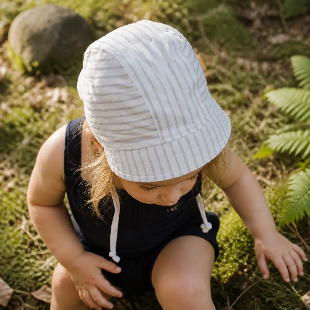 Kids Reversible Bonnet Hat UPF50+ Sun Protection Linen Classic Style Finley M