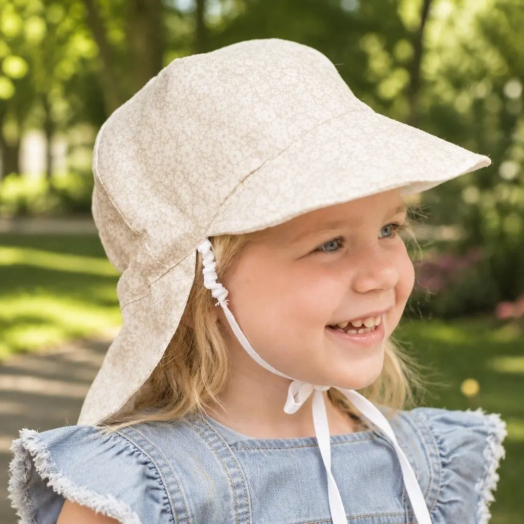 Baby Reversible Legionnaire Hat Willow Blanc M UPF50+ Sun Protection Adjustable Ties