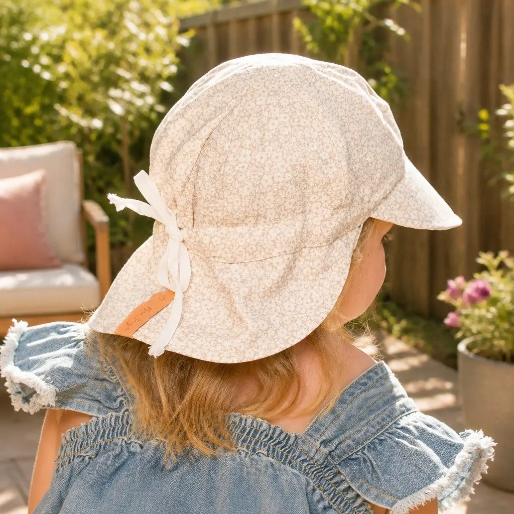 Baby Reversible Legionnaire Hat Willow Blanc M UPF50+ Sun Protection Adjustable Ties