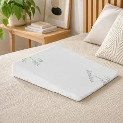Wedge Pillow for Comfort and Relaxation