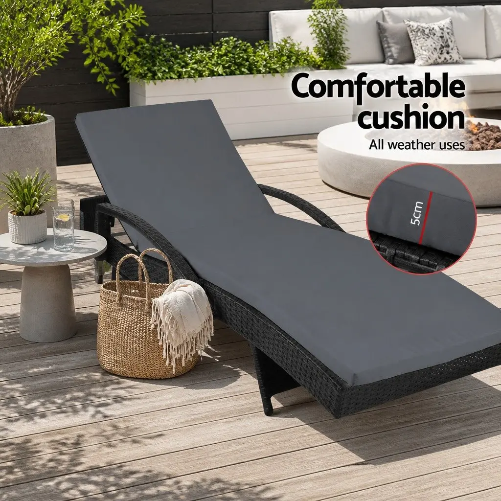 Outdoor Sun Lounge Chair Adjustable Recliner Patio Relaxer with Cushion Black