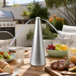 Compact Fly Repellent Fan: Effective and Easy to Use