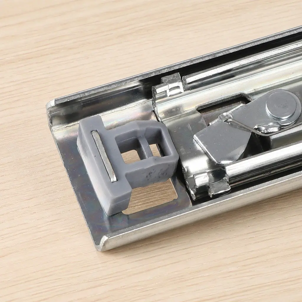 Heavy-Duty Drawer Slides Silver 559MM Locking Telescopic Full Extension 150KG Load Capacity