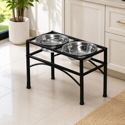 Compact and Functional Elevated Pet Feeder for Dogs