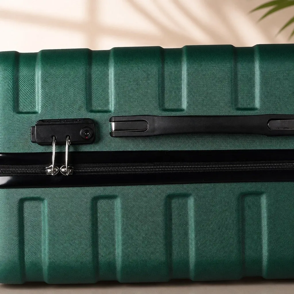3-Piece Luggage Set Green Hard Shell Suitcase Travel Spinner Wheels Carry Handle