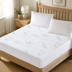 Concise King Mattress Protector: Waterproof, Breathable & Washable