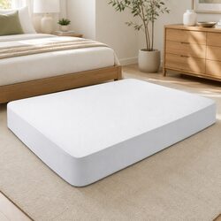 Concise: Water-Resistant Bamboo Mattress Protector