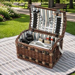 Compact 4-Person Picnic Basket for Easy Outdoor Dining