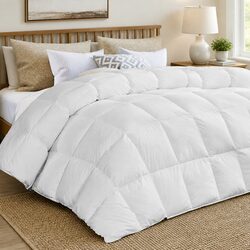 Compact and Warm King Quilt, 250 GSM