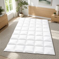 Compact and Cozy Duck Down Feather Quilt