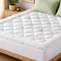 Quality King Pillowtop Mattress Topper - Simply Comfortable