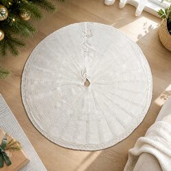 Compact 90cm Christmas Tree Skirt for Festive Decor