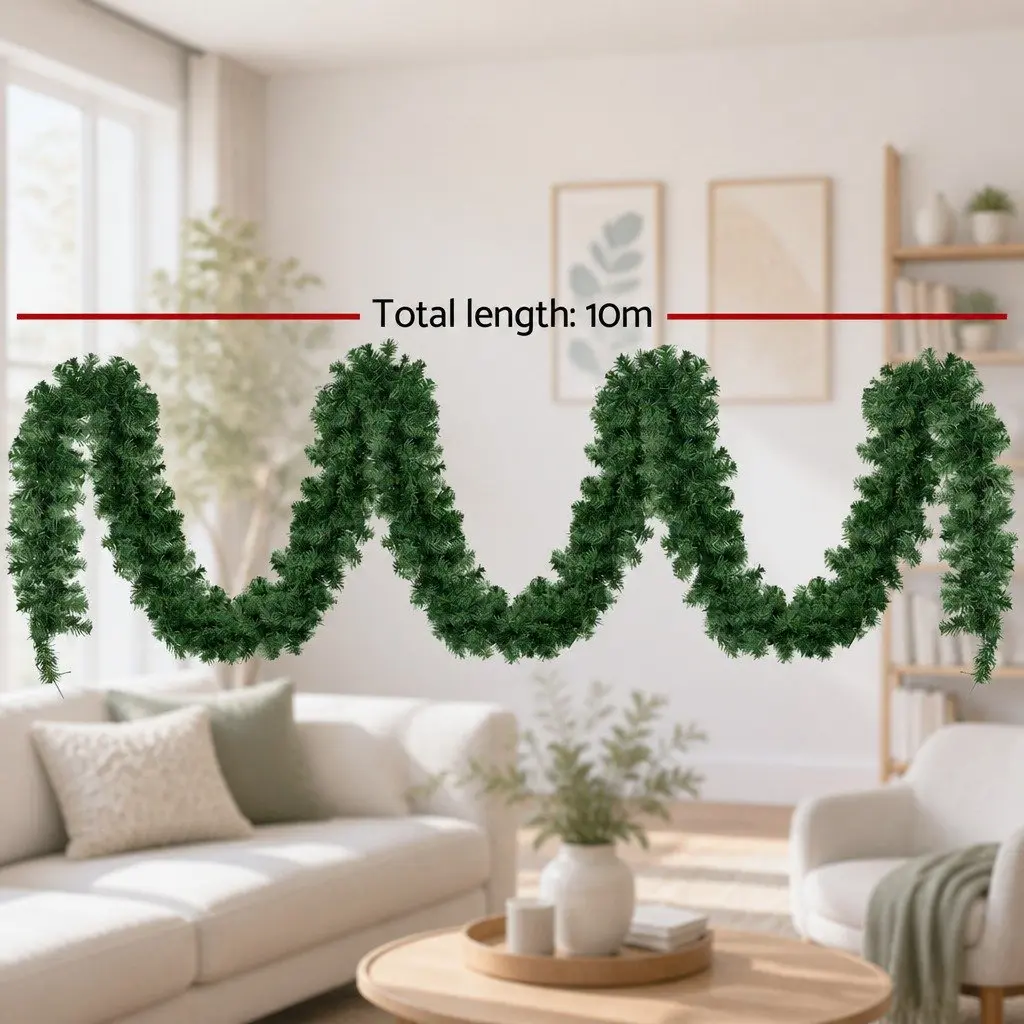 Christmas Garland Green 10M Prelit with 160 Warm LED Lights 700 Tips