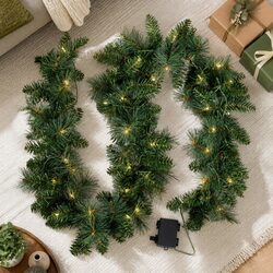 Friendly 1.8m Green Christmas Garland for Your Home