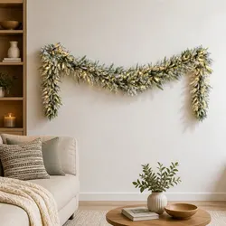 Compact 3M Pre-lit Christmas Garland for Festive Settings