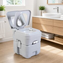 Efficient Portable Flushing Toilet for Outdoor Use