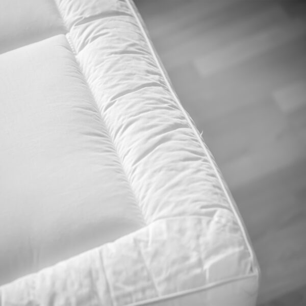 Fanno-Platinum 1500 GSM High Loft Fully Fitted Mattress Topper by Renee Taylor Double