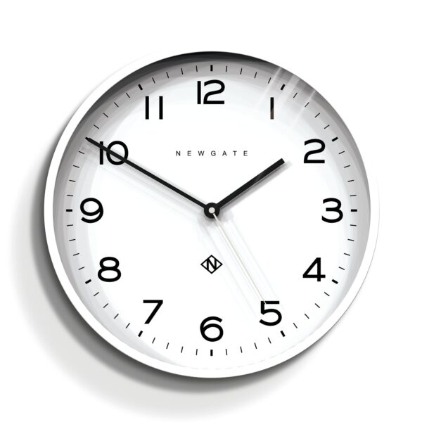 Fanno-White Wall Clock Modern Minimalist Design Quartz Movement Home Decor 37.5cm