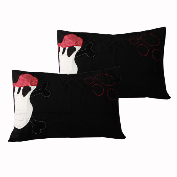 Fanno-Funny Bones Standard Pillowcases for Kids Pirate Skull Design Polyester Cotton Set