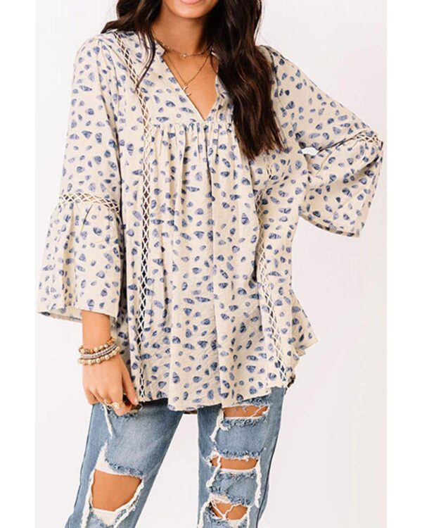 Fanno-Lightweight Spotted Print Babydoll Blouse with V-Cut Neckline and 3/4 Sleeves