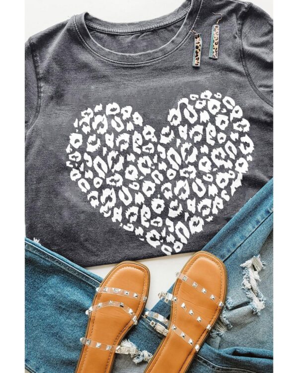 Fanno-Leopard Kiss Print Valentine's Heart Graphic Tee Comfortable Stylish Fit L