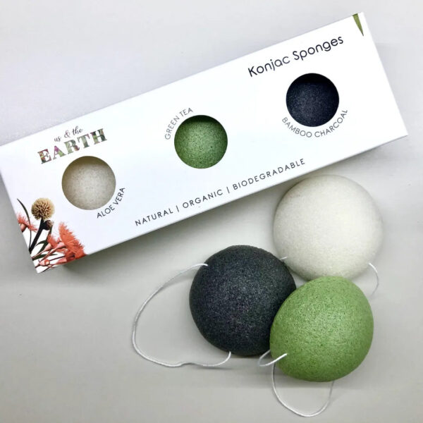 Fanno-Konjac Sponge Trio with Aloe Vera Charcoal and Green Tea for Natural Cleansing