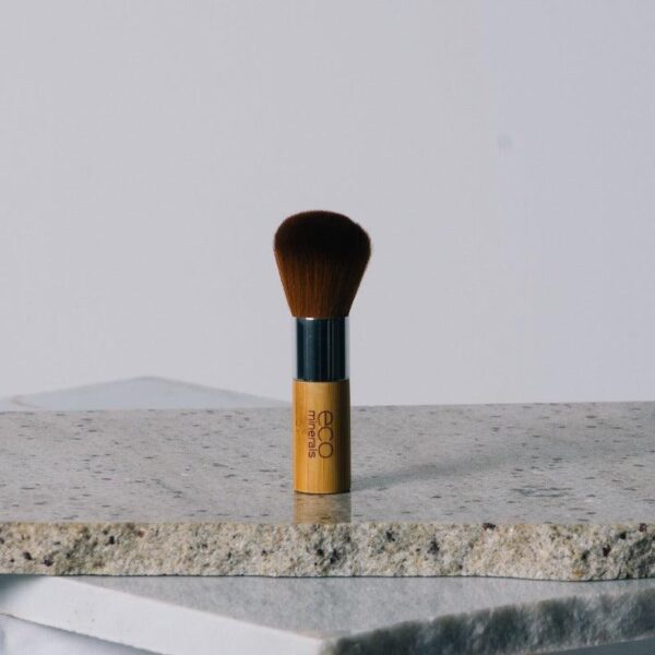 Fanno-Vegan Kabuki Brush for Flawless Makeup Application Soft and Cruelty Free