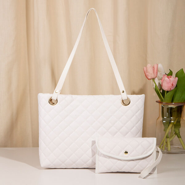 Fanno-Elegant Quilted Tote Bag with Matching Clutch in White